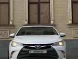 Toyota Camry 2015 года за 9 200 000 тг. в Шымкент