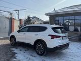 Hyundai Santa Fe 2022 года за 15 700 000 тг. в Тараз – фото 2