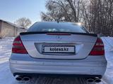 Mercedes-Benz E 320 2002 годаfor6 500 000 тг. в Алматы – фото 4