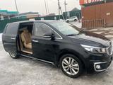 Kia Carnival 2018 годаүшін10 300 000 тг. в Алматы – фото 2