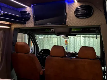 Mercedes-Benz Sprinter 2010 года за 13 800 000 тг. в Алматы – фото 5