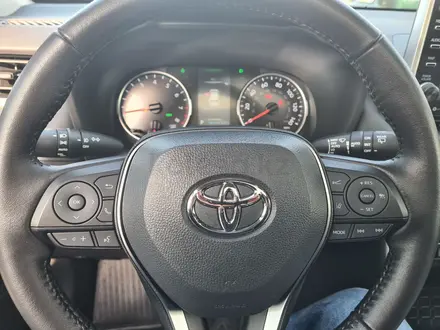 Toyota RAV4 2022 года за 16 700 000 тг. в Петропавловск – фото 8