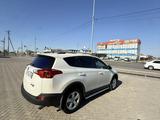 Toyota RAV4 2013 года за 8 200 000 тг. в Атырау – фото 3