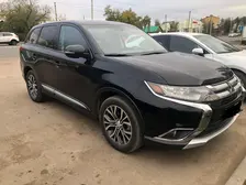 Mitsubishi Outlander, 2015