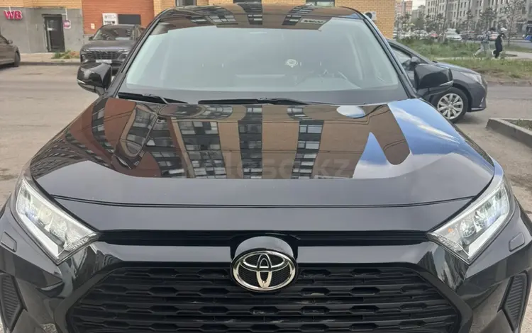Toyota RAV4 2021 годаүшін14 000 000 тг. в Астана