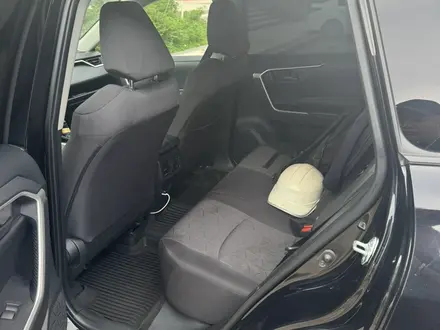 Toyota RAV4 2021 года за 14 000 000 тг. в Астана – фото 4