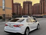 Toyota Camry 2018 года за 12 500 000 тг. в Актау – фото 5