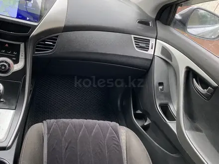 Hyundai Elantra 2011 года за 5 000 000 тг. в Тараз – фото 10