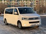 Volkswagen Caravelle 2013 года за 17 350 000 тг. в Костанай – фото 2