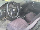 Volkswagen Golf 2001 годаүшін1 850 000 тг. в Астана – фото 5