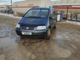 Volkswagen Sharan 2005 года за 5 900 000 тг. в Кульсары – фото 2