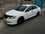Toyota Camry 2013 годаүшін7 300 000 тг. в Тараз – фото 2