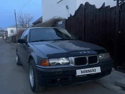 BMW 318 1992 года за 1 900 000 тг. в Караганда