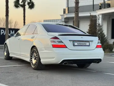 Mercedes-Benz S 550 2007 года за 7 000 000 тг. в Алматы – фото 19
