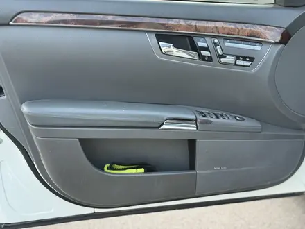 Mercedes-Benz S 550 2007 года за 7 000 000 тг. в Алматы – фото 37