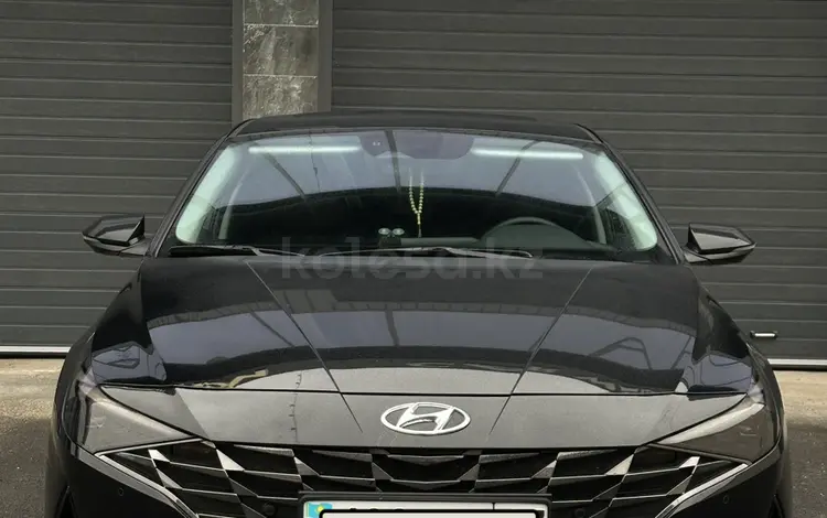 Hyundai Elantra 2023 года за 13 490 000 тг. в Шымкент