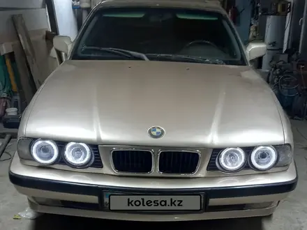 BMW 520 1990 года за 1 900 000 тг. в Усть-Каменогорск