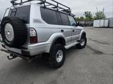 Toyota Land Cruiser Prado 2000 годаүшін5 200 000 тг. в Рудный – фото 3