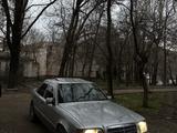 Mercedes-Benz E 320 1995 года за 2 600 000 тг. в Алматы – фото 2