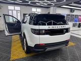 Land Rover Discovery Sport 2022 года за 20 500 000 тг. в Алматы – фото 2