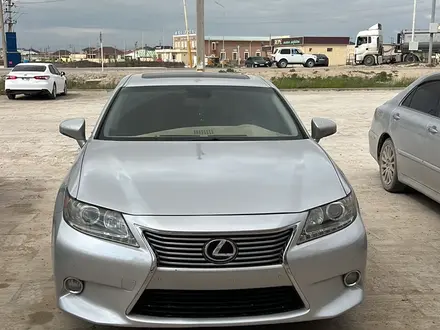 Lexus ES 300h 2013 года за 7 500 000 тг. в Жанаозен – фото 3