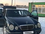 Mercedes-Benz E 200 2001 годаfor3 500 000 тг. в Алматы – фото 3