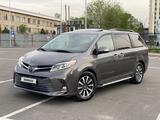Toyota Sienna 2018 годаүшін15 700 000 тг. в Алматы – фото 4