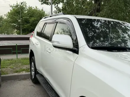 Toyota Land Cruiser Prado 2015 года за 18 300 000 тг. в Алматы – фото 2