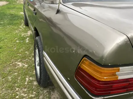 Mercedes-Benz E 280 1992 года за 1 800 000 тг. в Талдыкорган – фото 7