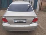 Toyota Camry 2006 годаfor4 000 000 тг. в Атырау – фото 2