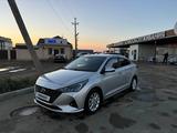 Hyundai Accent 2021 годаfor7 750 000 тг. в Атырау