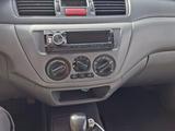 Mitsubishi Lancer 2004 года за 1 300 000 тг. в Атырау – фото 4