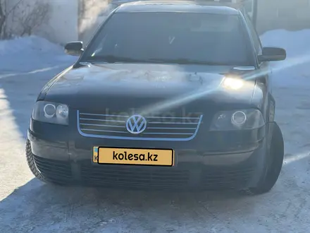 Volkswagen Passat 2002 года за 1 800 000 тг. в Уральск – фото 2