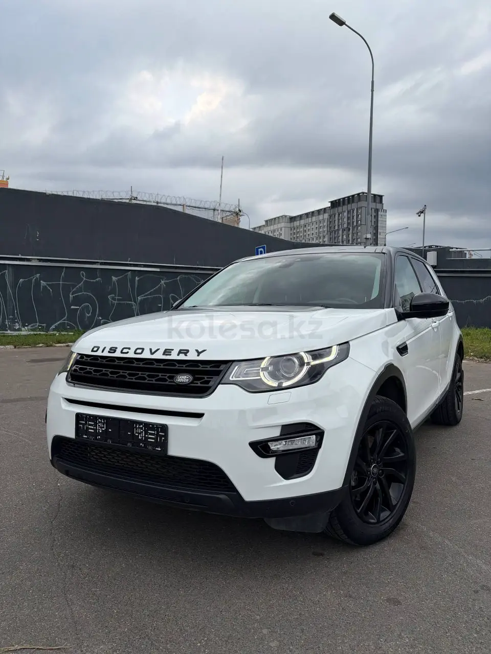 Land Rover Discovery Sport, 2015