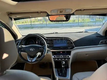 Hyundai Elantra 2019 года за 7 000 000 тг. в Актау – фото 9