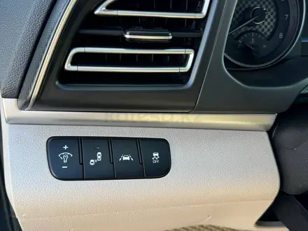 Hyundai Elantra 2019 года за 7 000 000 тг. в Актау – фото 10