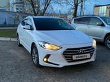 Hyundai Elantra 2018 годаүшін8 000 000 тг. в Астана – фото 2