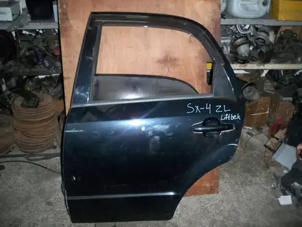 Дверь на Suzuki SX4. за 60 000 тг. в Алматы
