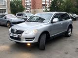 Volkswagen Touareg 2008 годаүшін6 500 000 тг. в Усть-Каменогорск – фото 2
