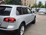 Volkswagen Touareg 2008 годаүшін6 500 000 тг. в Усть-Каменогорск – фото 5