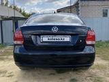 Volkswagen Polo 2012 годаfor3 400 000 тг. в Актобе – фото 2