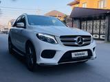 Mercedes-Benz GLE 43 AMG 2017 годаfor18 990 000 тг. в Алматы – фото 3