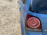 Volkswagen Polo 2005 года за 1 800 000 тг. в Атырау – фото 2