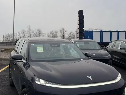 Deepal S09 RWD Max 2025 года за 20 000 000 тг. в Астана – фото 2