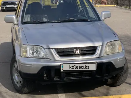 Honda CR-V 2001 года за 3 700 000 тг. в Алматы