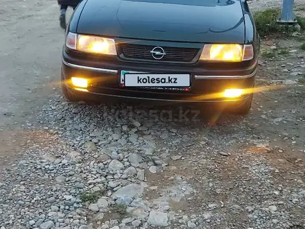 Opel Vectra 1994 года за 2 500 000 тг. в Туркестан – фото 19
