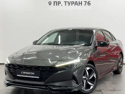 Hyundai Elantra 2022 года за 11 490 000 тг. в Астана