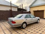 Mercedes-Benz E 280 1998 года за 4 000 000 тг. в Кызылорда – фото 5