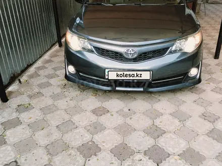 Toyota Camry 2013 года за 7 700 000 тг. в Актобе – фото 7