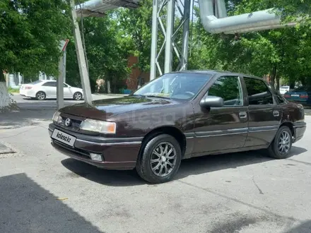 Opel Vectra 1993 года за 900 000 тг. в Шымкент